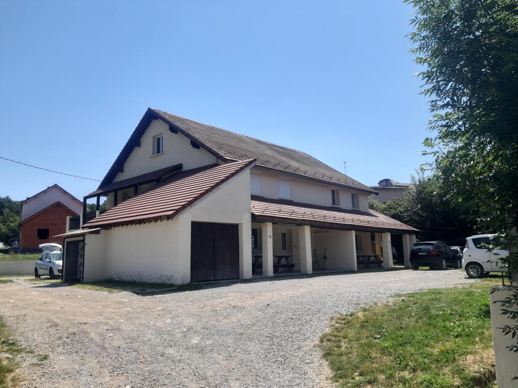 Apartament Gogo Location 1 Forest-Saint-Julien Zewnętrze zdjęcie